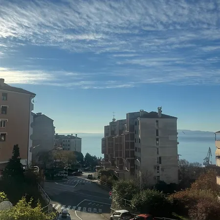 Lana, Apartamento